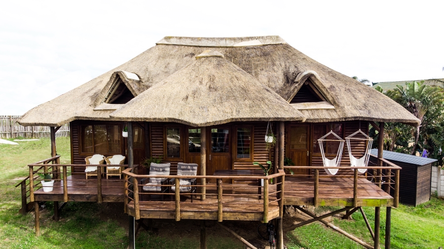 2 Bedroom Property for Sale in Wavecrest Eastern Cape